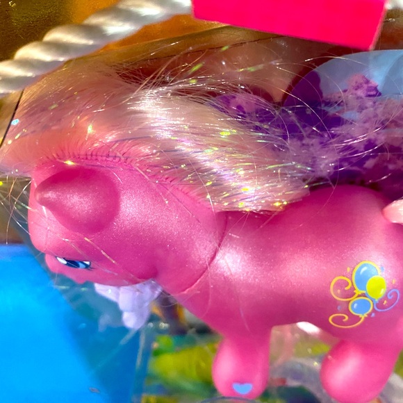 MY LITTLE PONY G3 VTG 2003 GLITTER CELEBRATION WAVE 1 PINKIE PIE w/CHARM & BRUSH - Picture 8 of 16